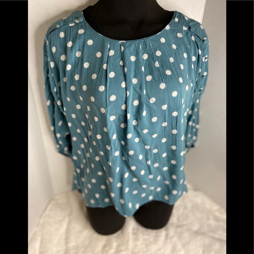 Maeva blue polka dot top